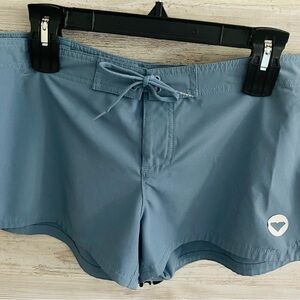 Women’s Roxy Quick Dry Board Shorts size XL
